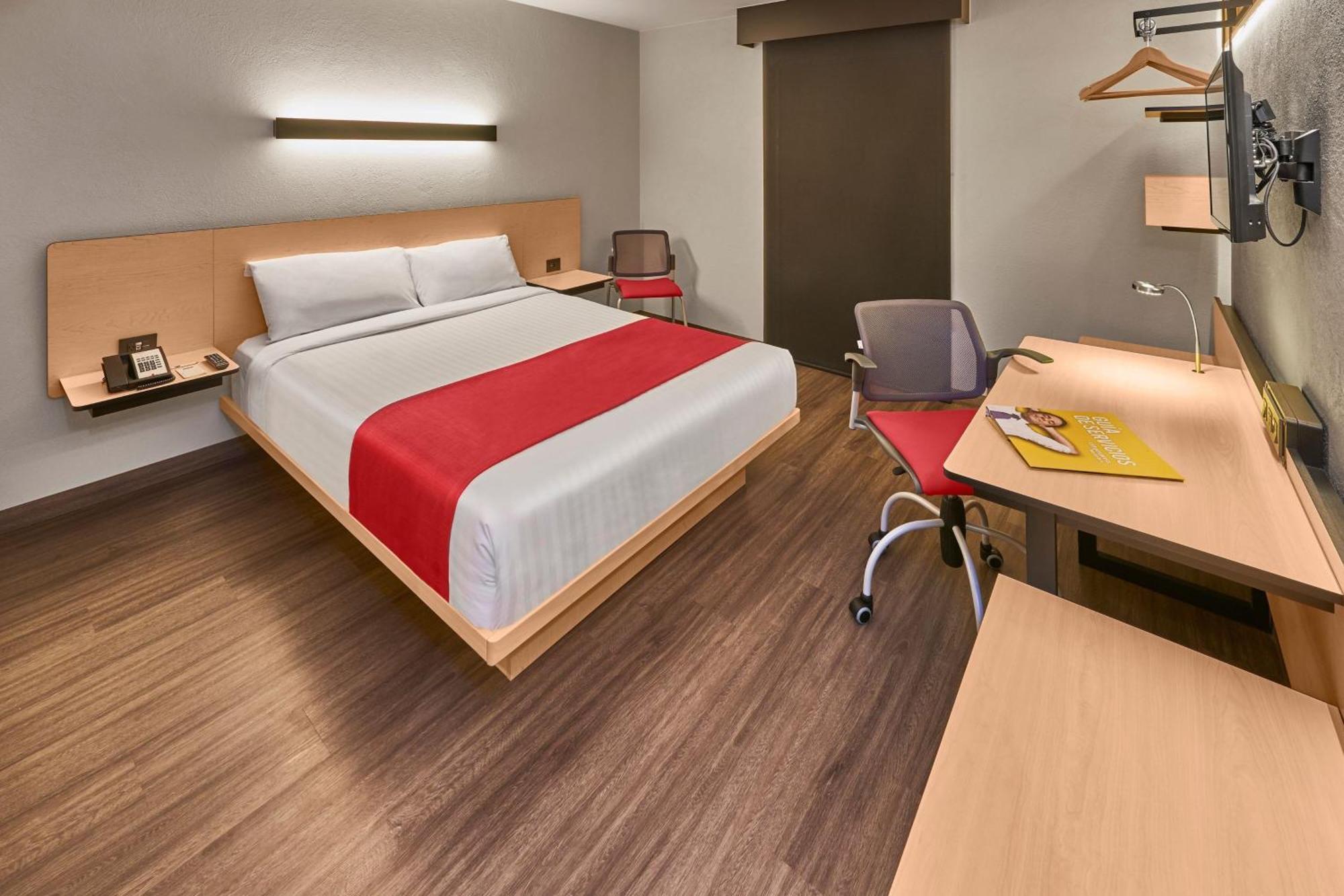 City Express By Marriott Lagos De Moreno Exterior photo