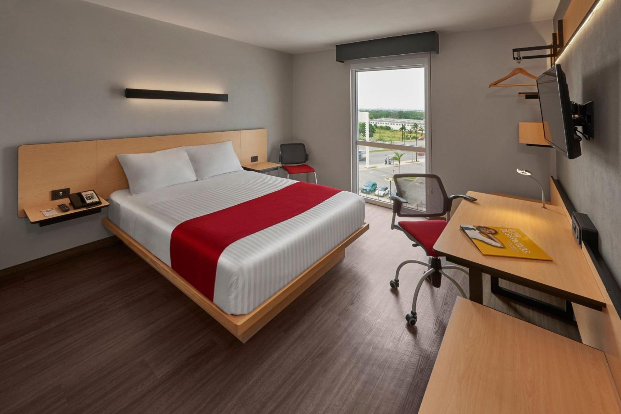City Express By Marriott Lagos De Moreno Exterior photo