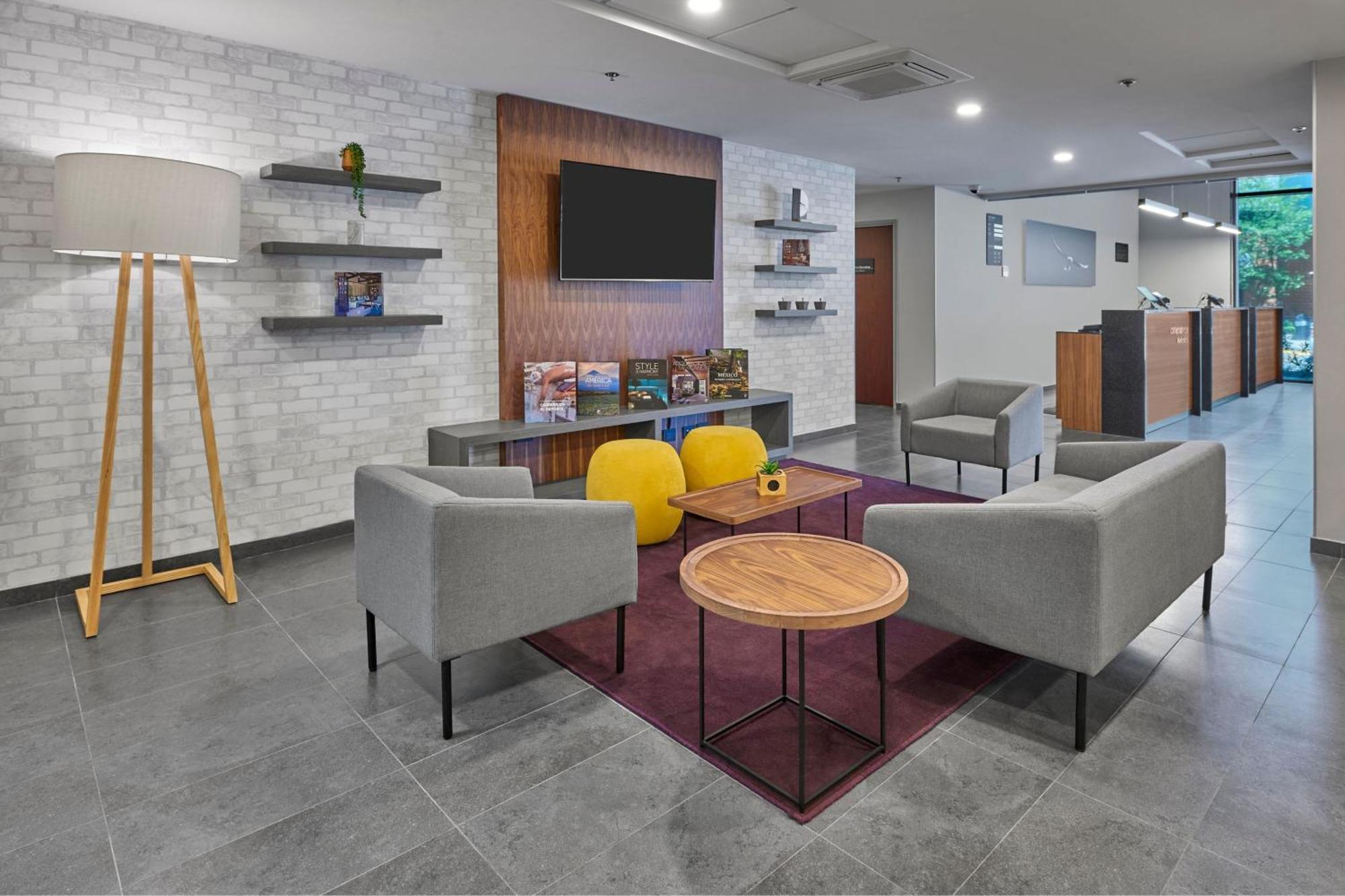 City Express By Marriott Lagos De Moreno Exterior photo