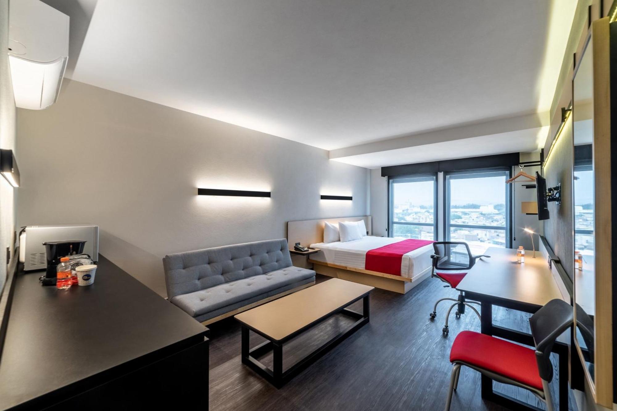 City Express By Marriott Lagos De Moreno Exterior photo