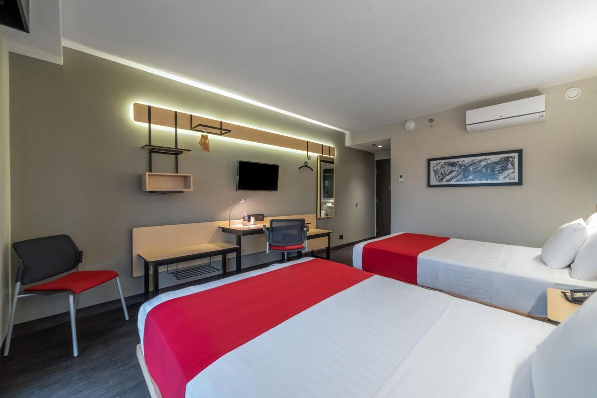 City Express By Marriott Lagos De Moreno Exterior photo