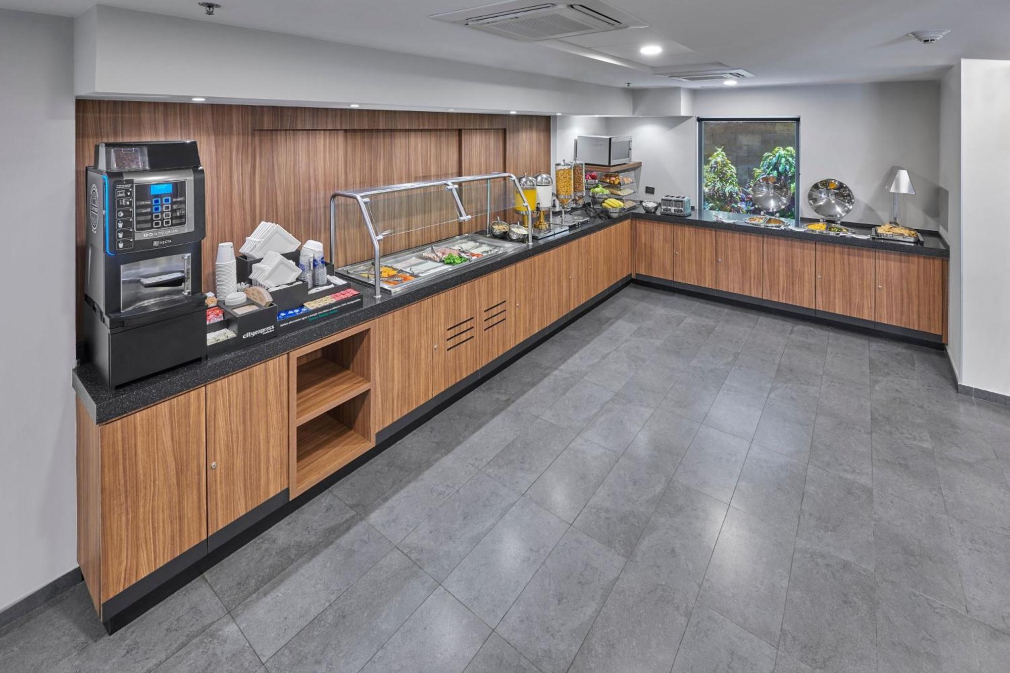 City Express By Marriott Lagos De Moreno Exterior photo